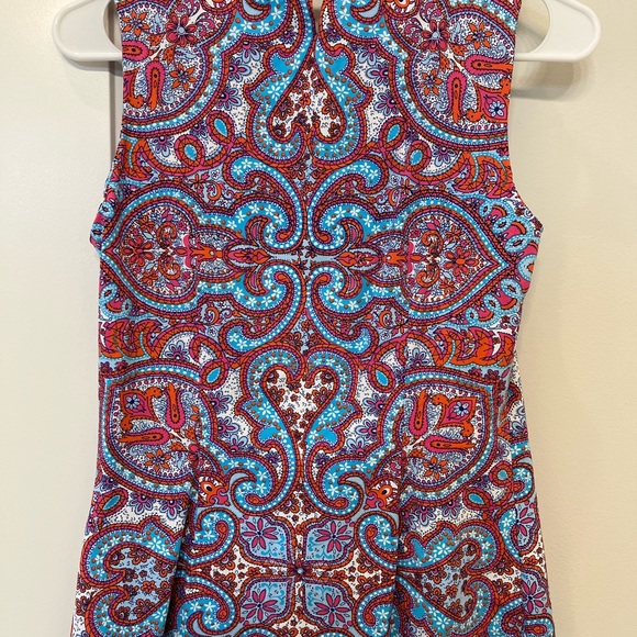 J.McLaughlin sleeveless top - Picture 3 of 3